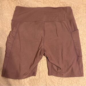 Women's Wool& Summit pocket shorts